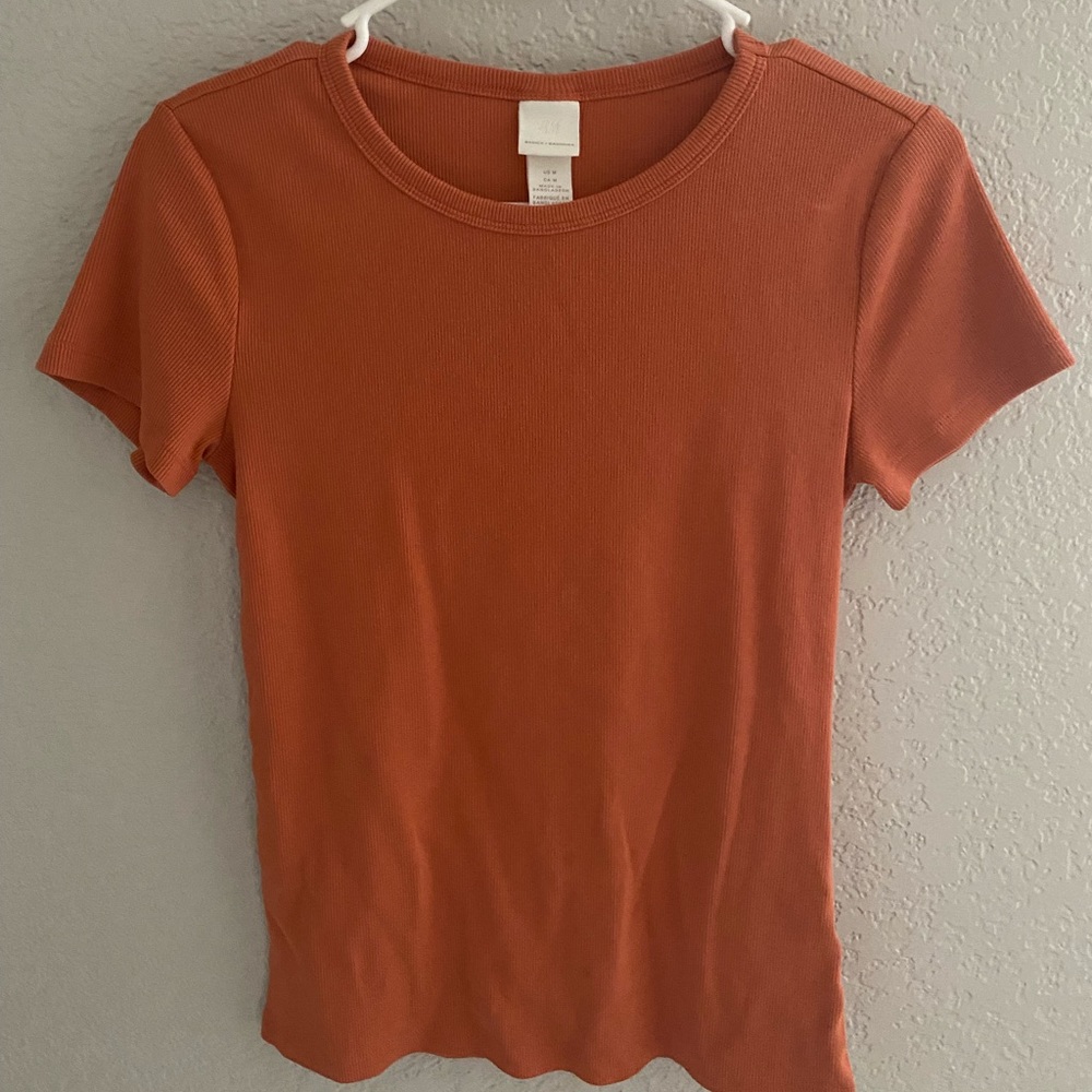 Basic tee ribbed texture